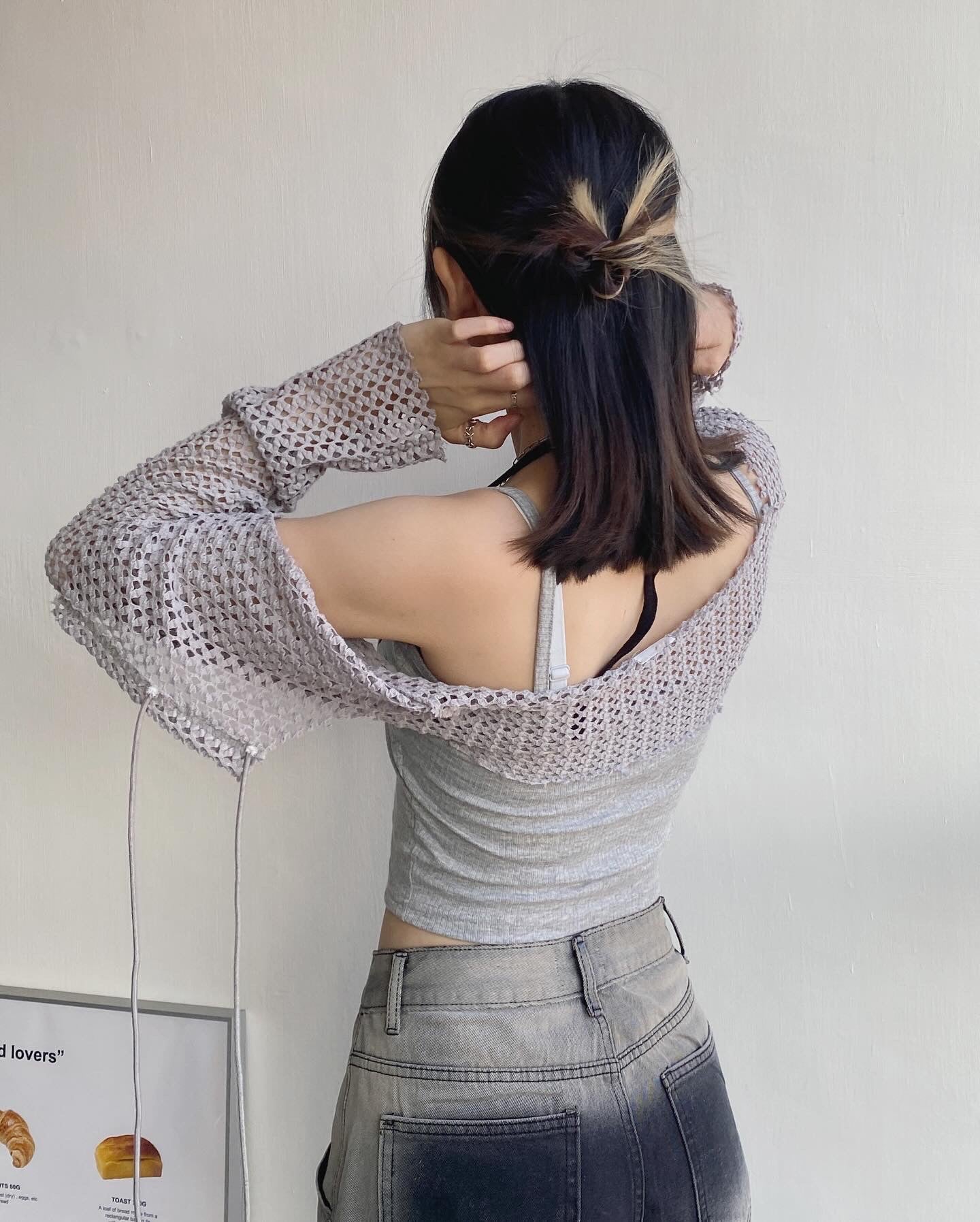 現貨 CD042 Meshed Crop Top - Gray | White