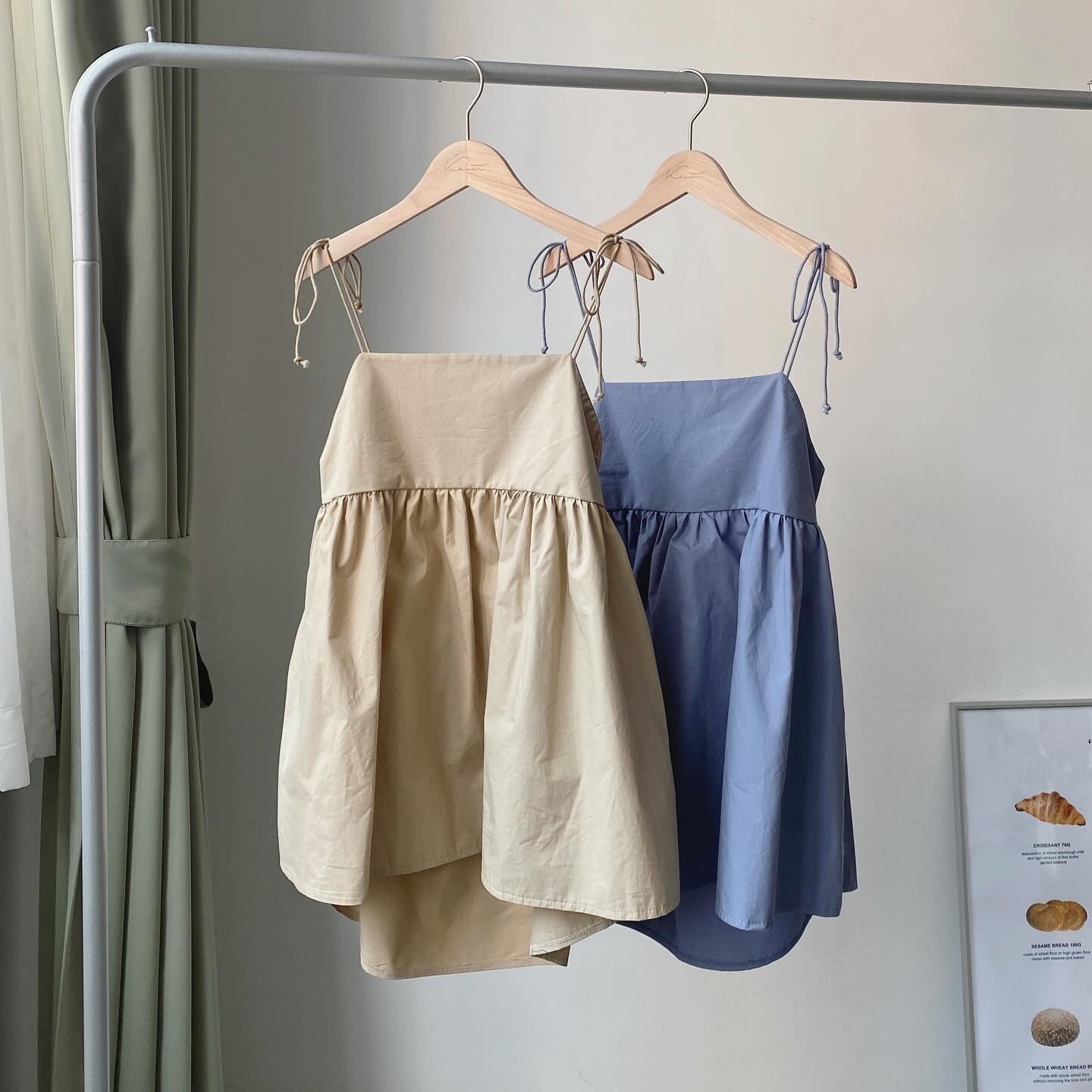 現貨 VT204 Ribbon Sleeveless - Beige | Blue