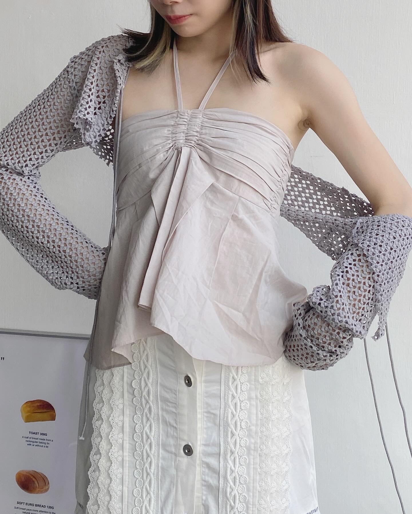 現貨 CD042 Meshed Crop Top - Gray | White