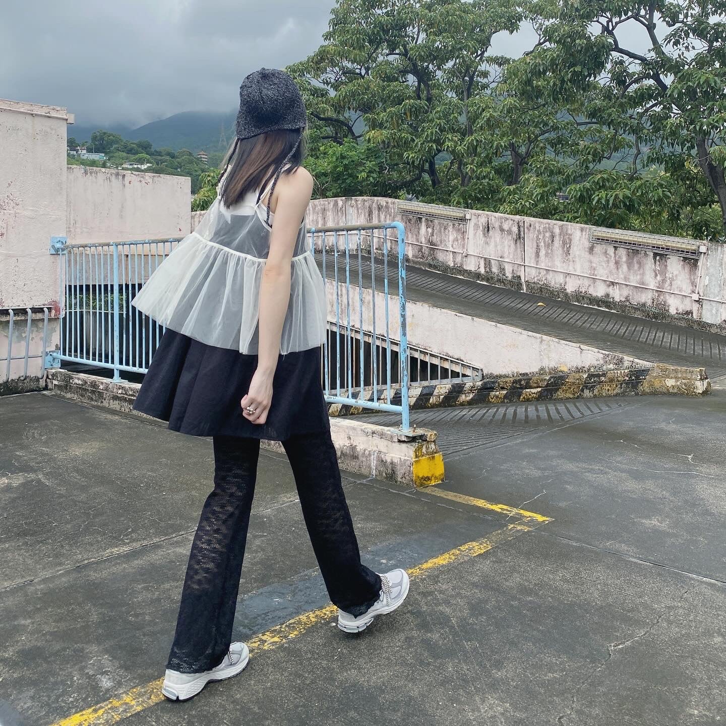 現貨 VT208 Meshed Sheer Vest - Blue | White | Black