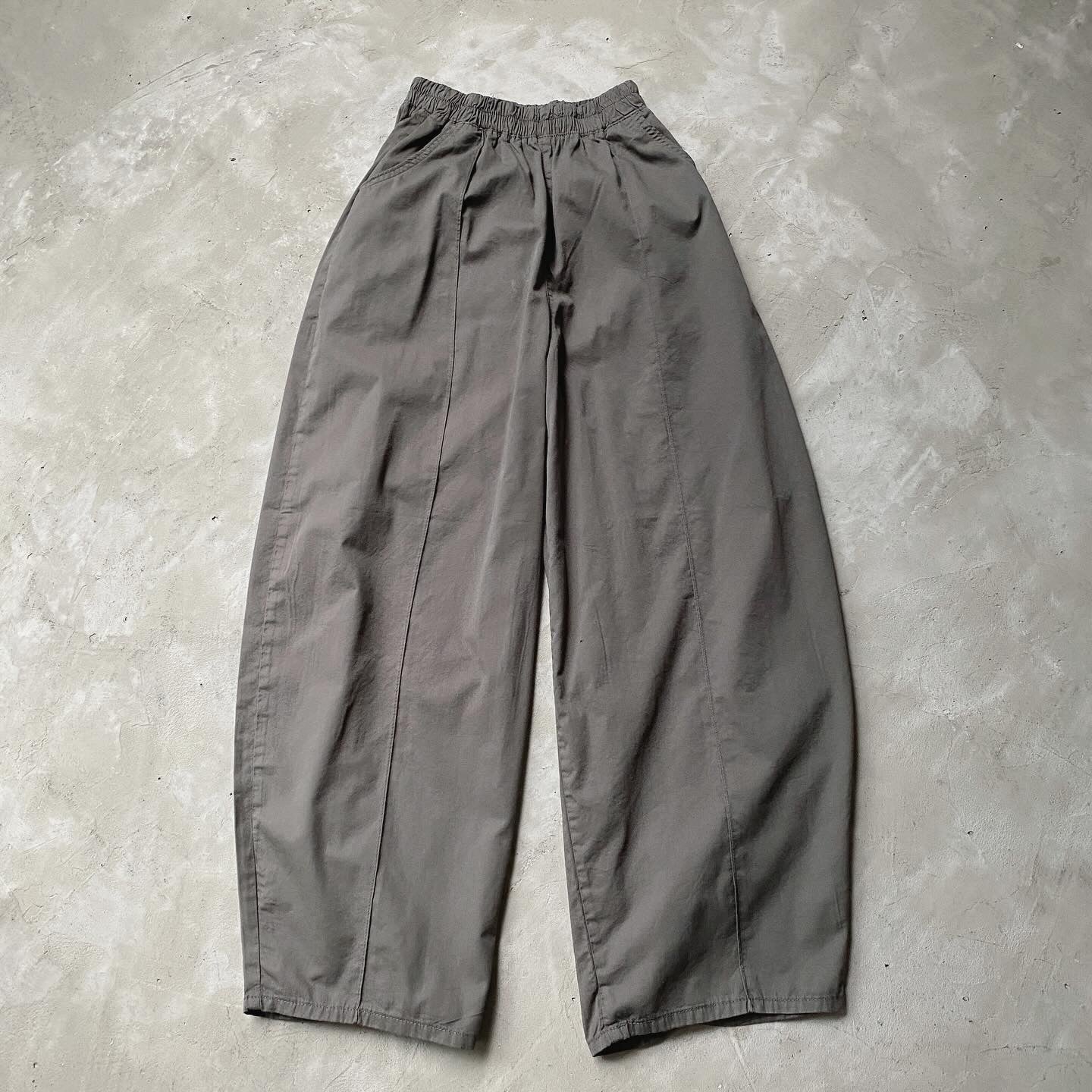 現貨 PT064 Balloon Pants - Ivory | Charcoal