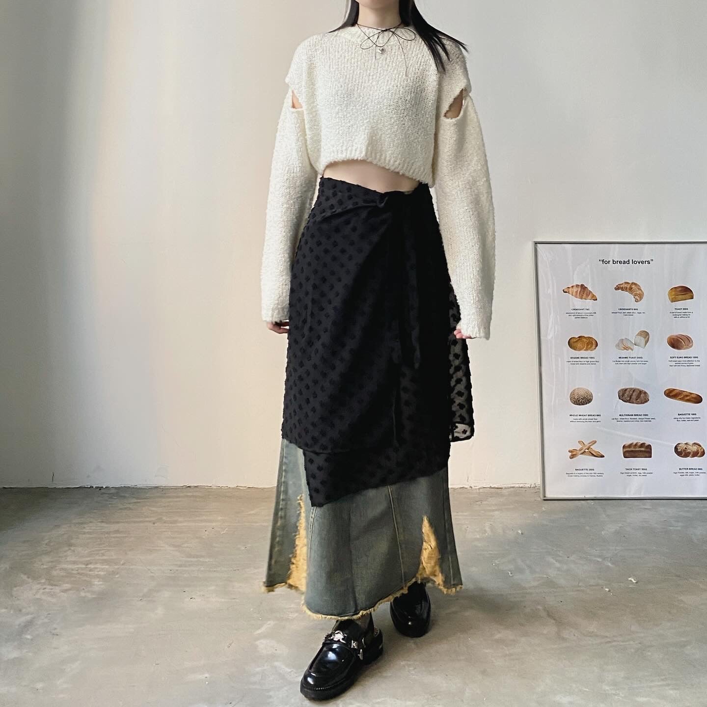 現貨 TP433 Cropped Knitwear - Ivory | Black