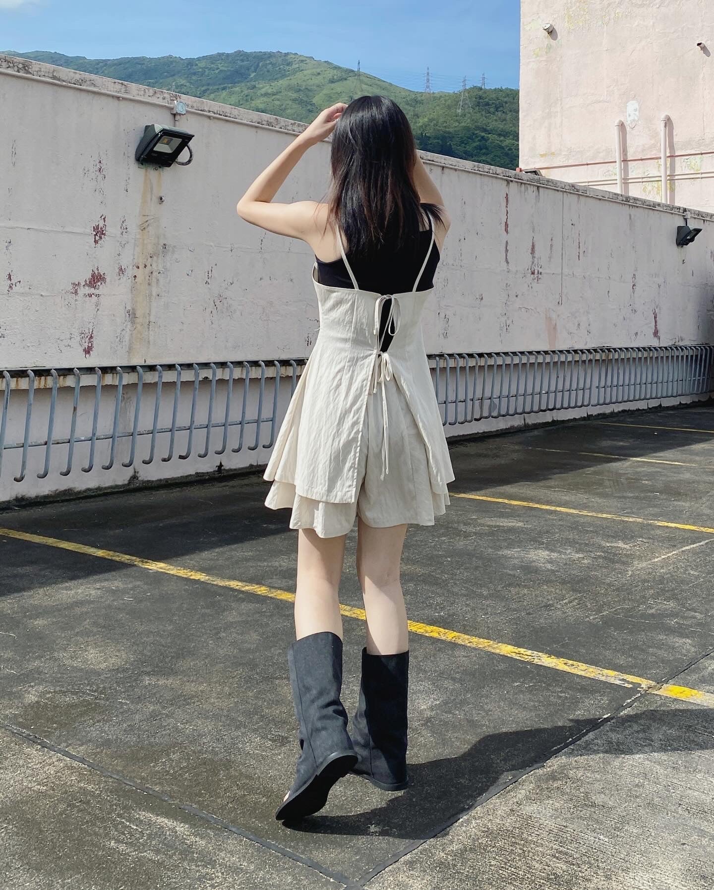 VT214 Ribbon Vest - Beige | Black