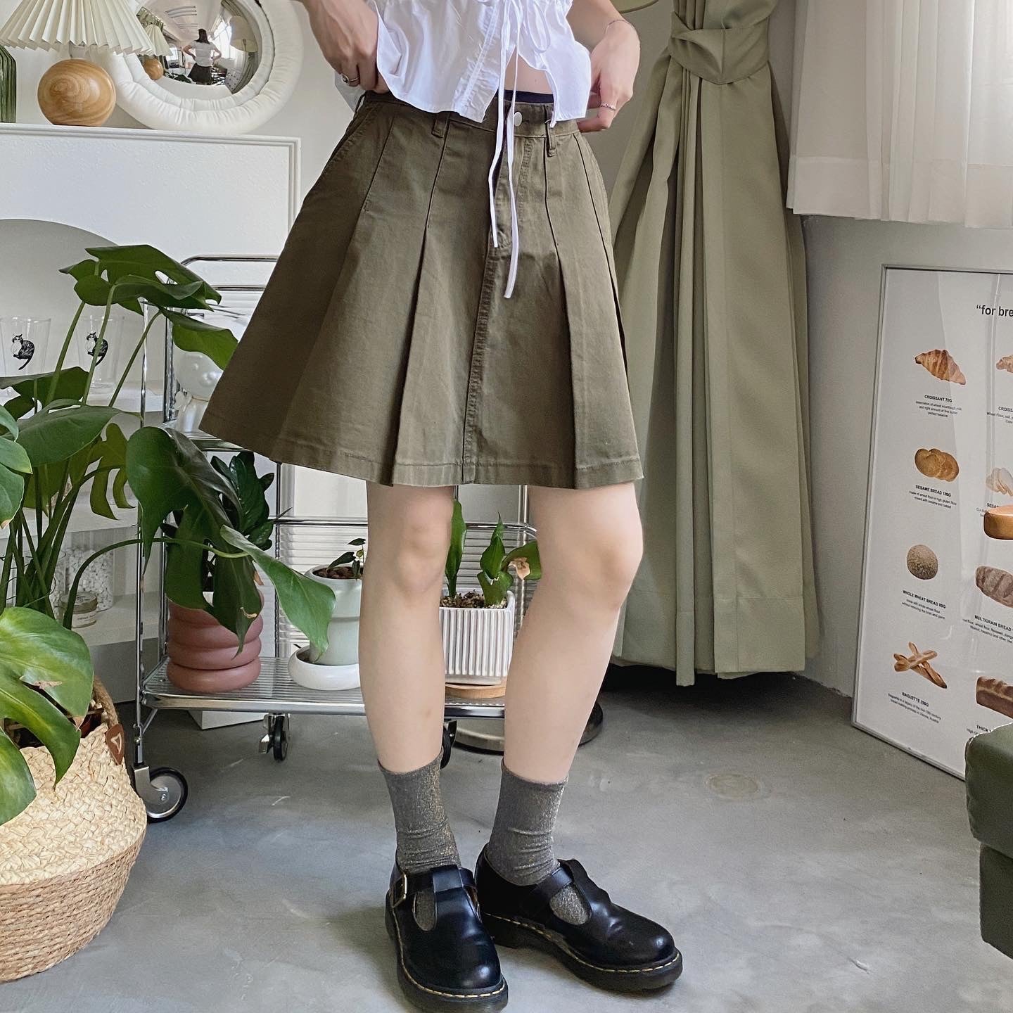 現貨 SK138 Pleated Skirt - Khaki